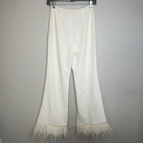 Aureum Feathered Flare Pants White Size XS - Picture 5 of 11